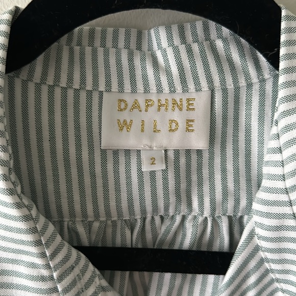 Daphne Wild The Lulu in Green and White Stripe size 2 - Picture 4 of 6